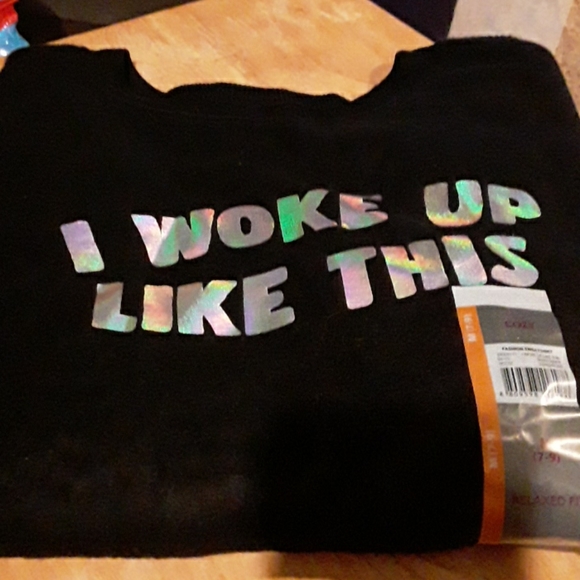 No Boundaries Tops - NWT-- NO BOUNDARIES  FASHION  SWEATSHIRT.